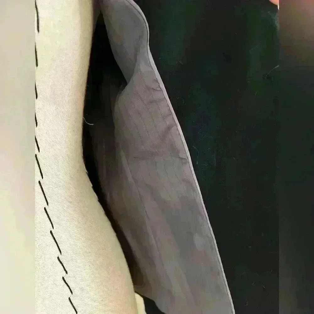 Banana Republic Black Blazer Jacket | 00P | Gray Lilac Lining | Petite - Picture 6 of 7